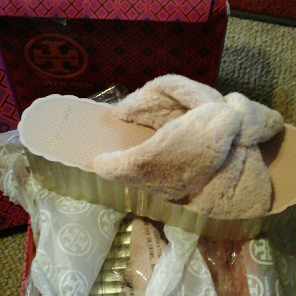 Tory Burch slides